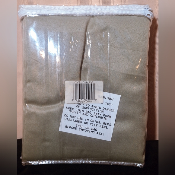 NWT BURLINGTON Energy Saving Blackout Drapery - Picture 2 of 4